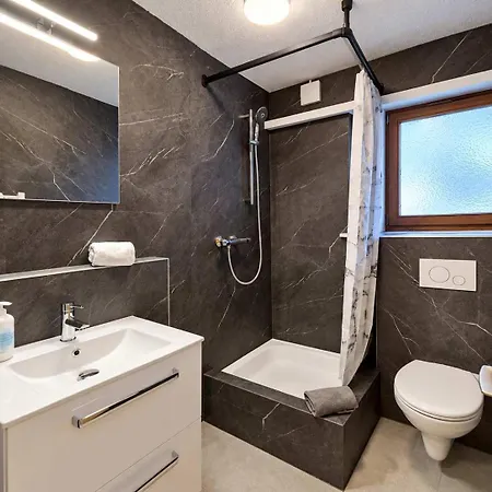 Apartment Lauberhorn - Aare Jungfrau Ag